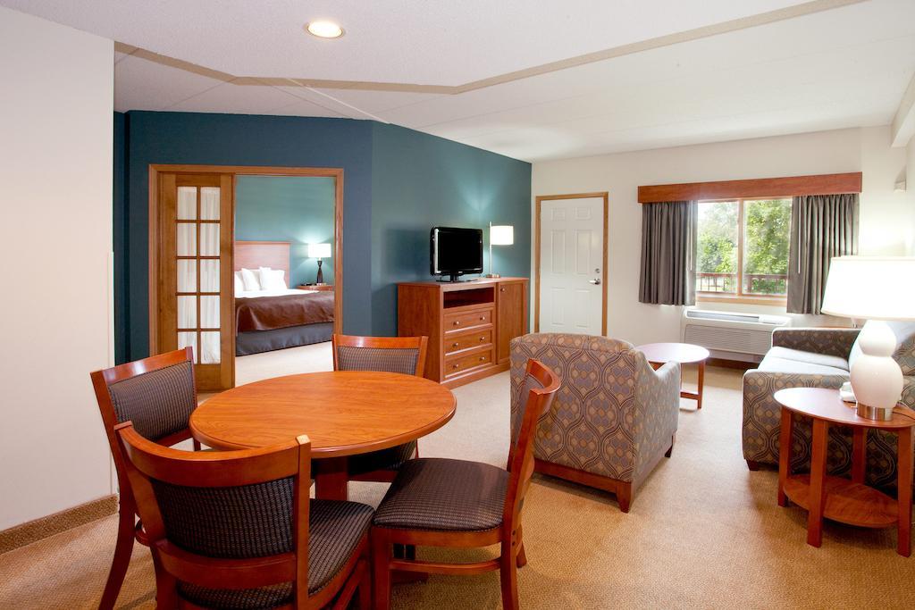 Americinn By Wyndham Chanhassen Eksteriør billede